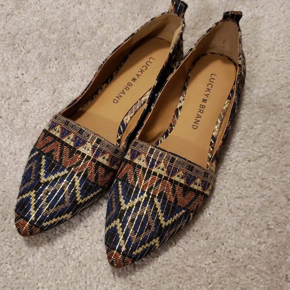 Lucky flats